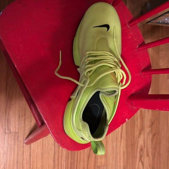 Nike Shoes - Nike lime green